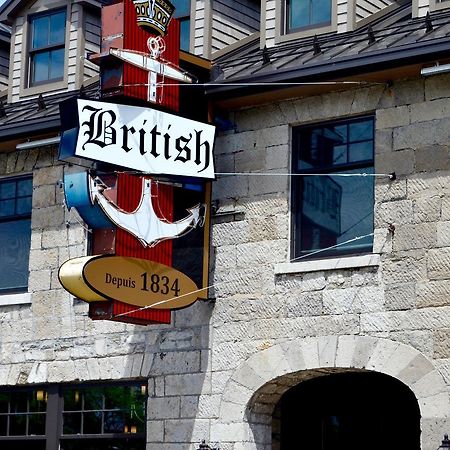 British Hotel And Public House 가티노 외부 사진